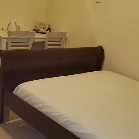 Studio Arena Hostel & Dorms Hostel *