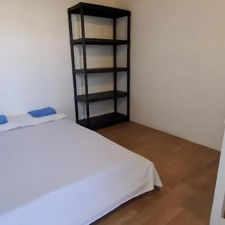 Studio Arena Hostel & Dorms